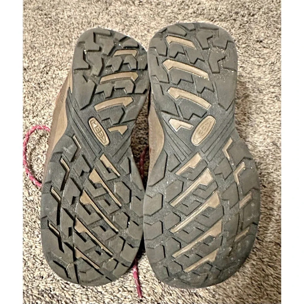 KEEN Utility - Women's Waterproof Hiker Low Shoe - Size 6.5